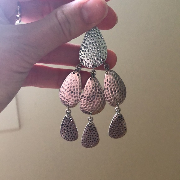 Earrings - Picture 6 of 7